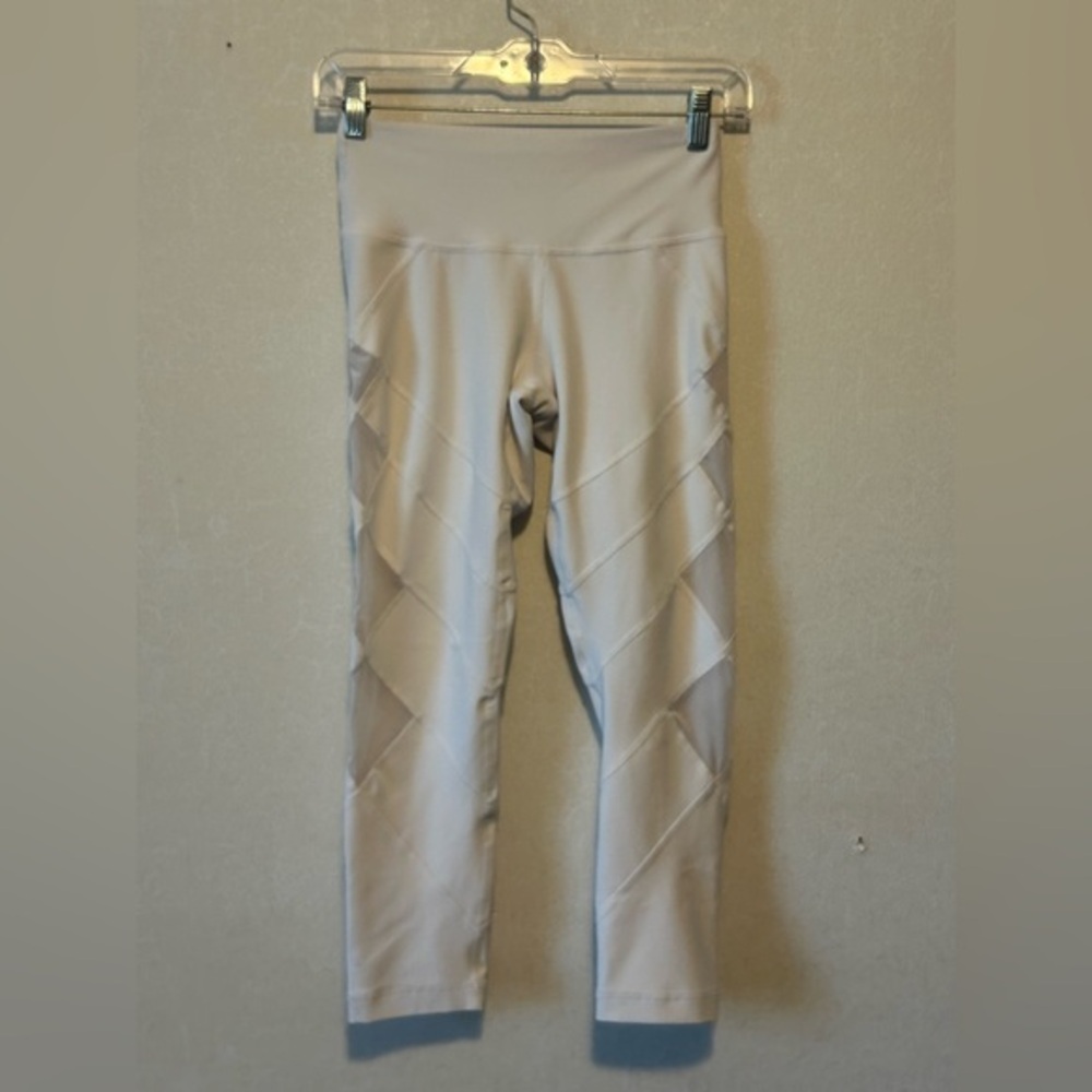 Reflex 90 Degree | White Activewear Leggings | Size XS